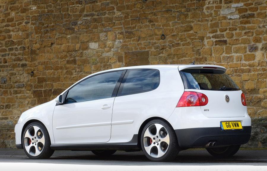  Volkswagen Golf GTi 2005 года  (фото 63 из 135)